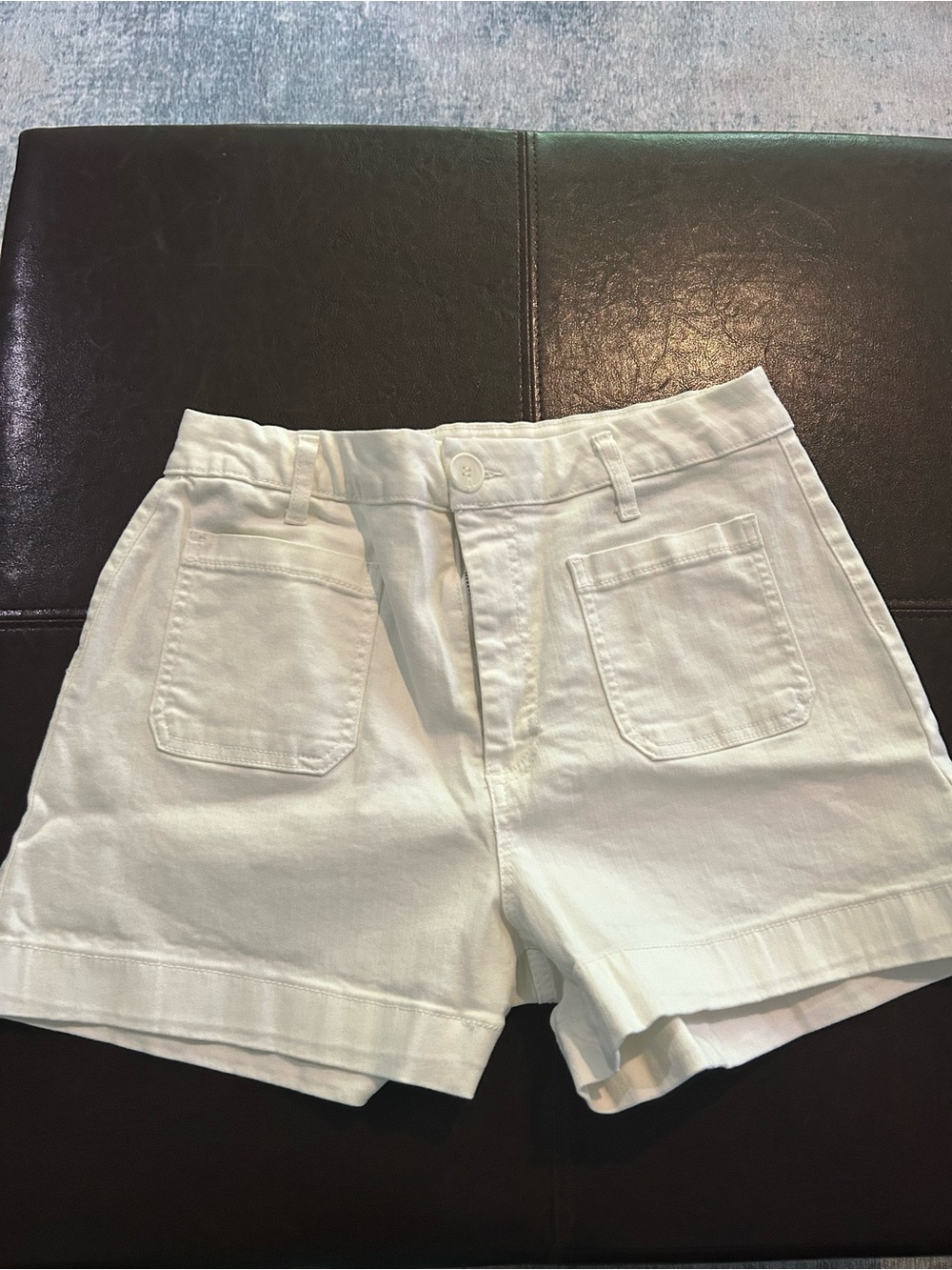 Oat New York Cream High-Waist Patch Pocket Shorts